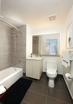 Rented by Greystar | media 4