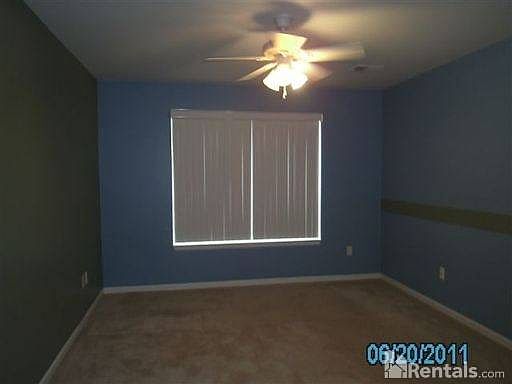 4th image of 15450 Claremont Dr N
