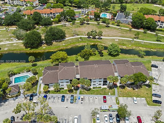 4th image of 7195 NW 179th St APT 106