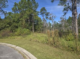 Pinehaven Dr, Ocean Springs, MS 39564