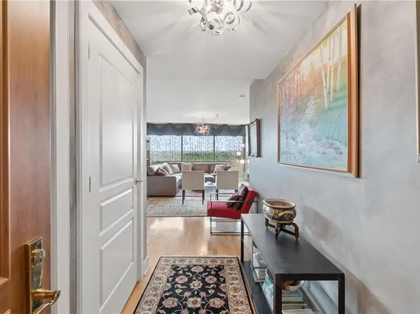 700 Park Regency Pl NE APT 1501, Atlanta, GA 30326