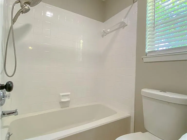 11908 Sunhillow Bnd #B — Photo 16