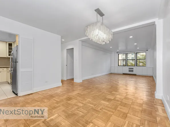 241 East 76th Street image 7 of 10