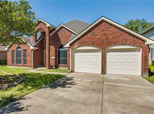2133 Spring Mills Rd, Mesquite, TX 75181