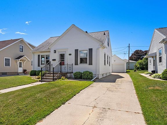 2nd image of 1709 Grand AVENUE
