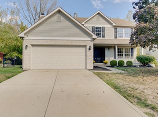 8960 Dickinson Ct, Fishers, IN 46038