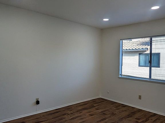 5th image of 26384 W Plata Ln
