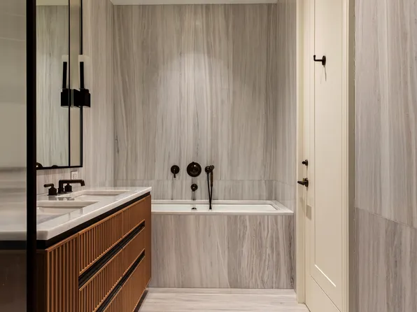 515 West 18th Street image 6 of 14