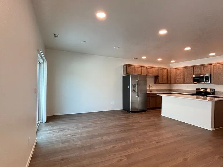 3751 S Roosevelt Pl — Photo 6