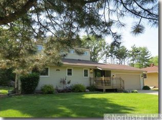 2183 Arkwright St, Saint Paul, MN 55117