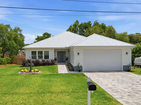 21915 Lakeview Dr, Panama City Beach, FL 32413