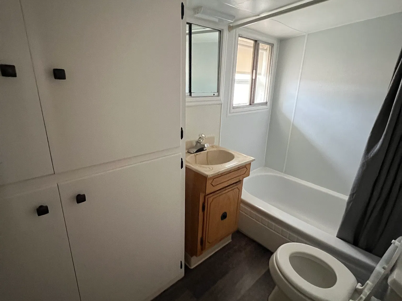 1 bed, 697 sqft, $900 — Photo 2