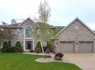 2835 Newcastle Ave, Green Bay, WI 54313