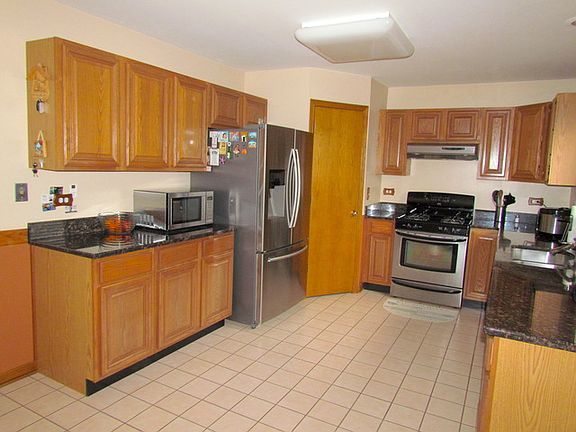 5th image of 356 E Big Horn Dr