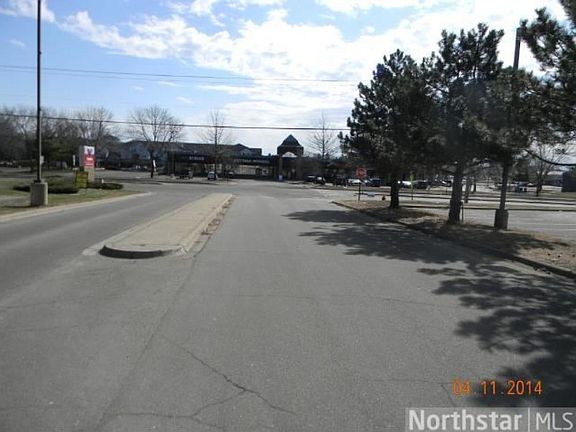 4th image of 2741 County Road E E