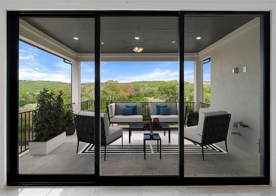 1st image of 1045 Villa Rialto Vw