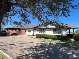 10537 Outlaw Rd, Dodge City, KS 67801