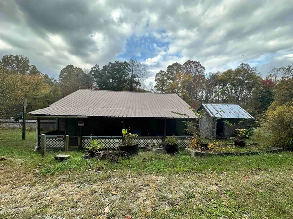 1280 Sunnyside Rd, Fort Gay, WV 25514