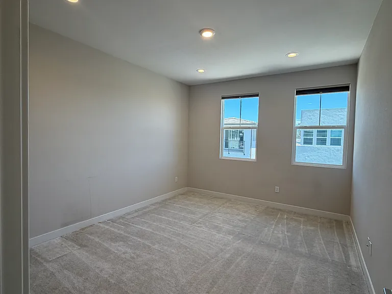 160 Tivoli Ln — Photo 31