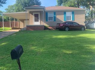 3809 Ridgewood Rd, Natchez, MS 39120