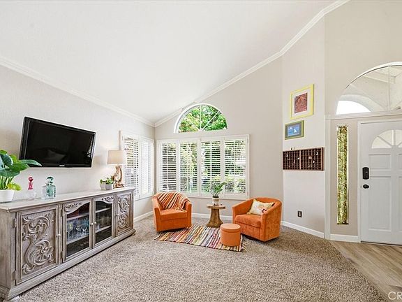 3rd image of 29777 Windwood Cir
