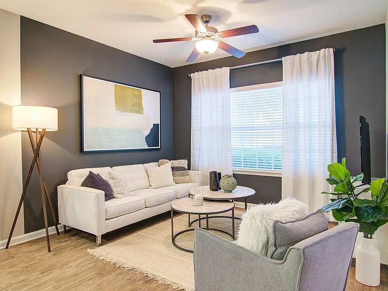 Avana North Point — Photo 37
