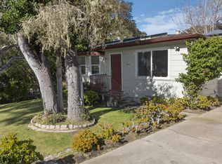 860 Sunset Dr, Pacific Grove, CA 93950