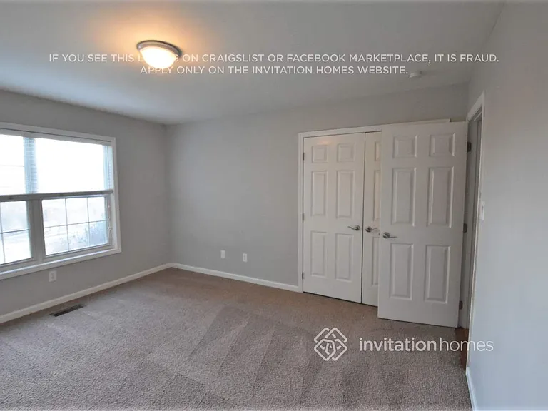 3996 Leinbach Dr — Photo 9
