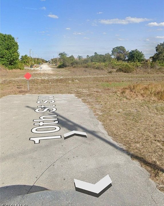 2nd image of 3201 10th St SW