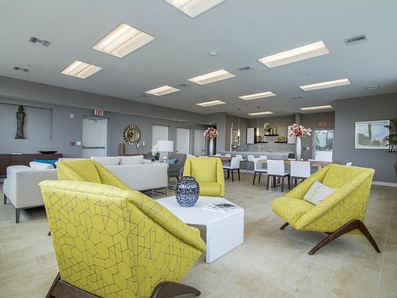 5th image of 223 Island Way #3E