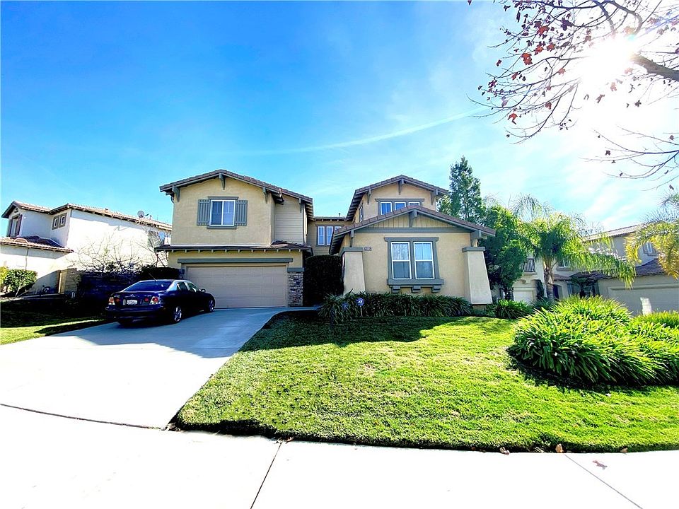 1st image of 33139 Fairway Dr