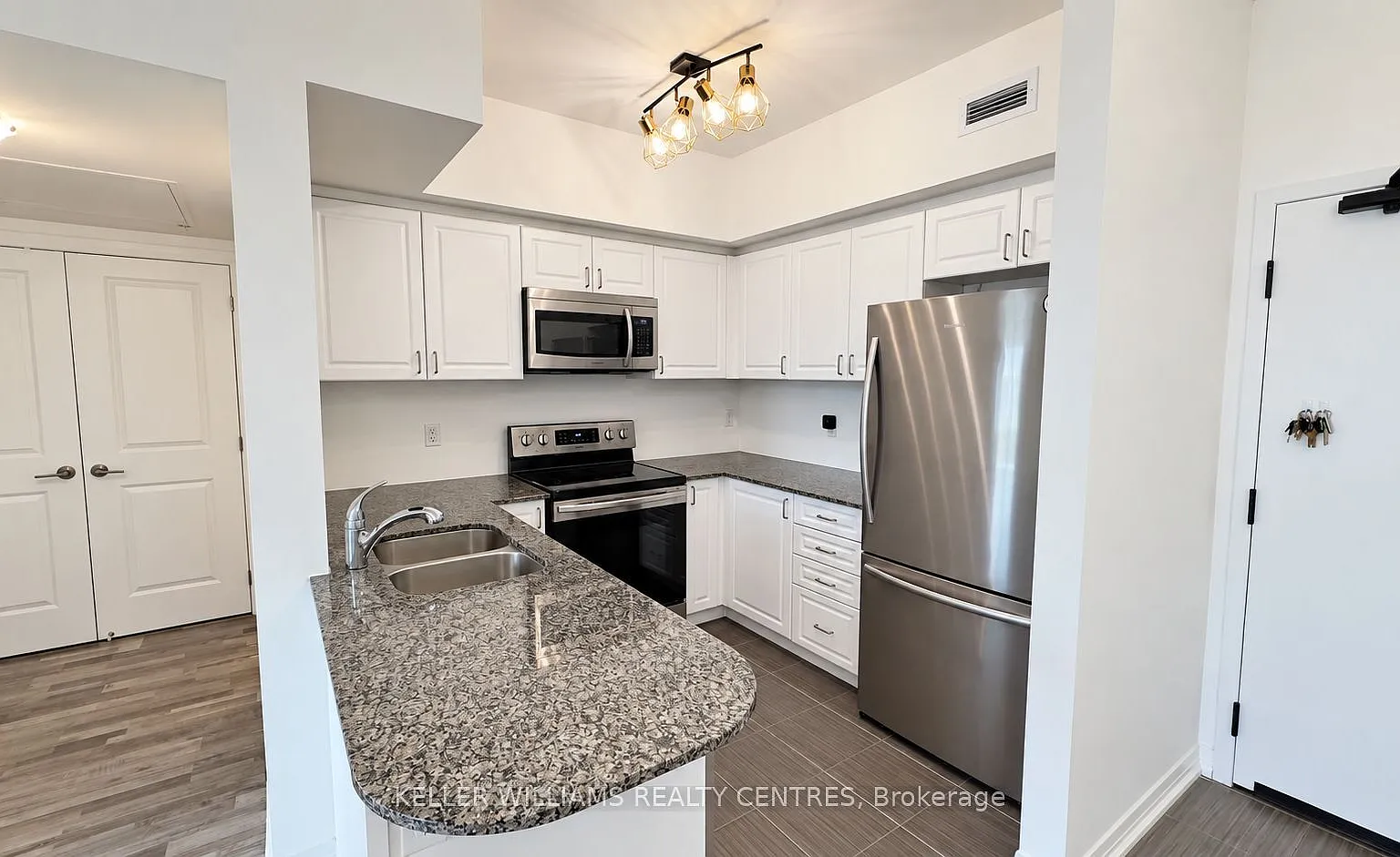 1 bed, $2,100 — Photo 2