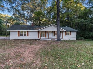 130 E Angela Dr, Lagrange, GA 30240