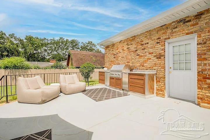 4095 Aiken Rd — Photo 7