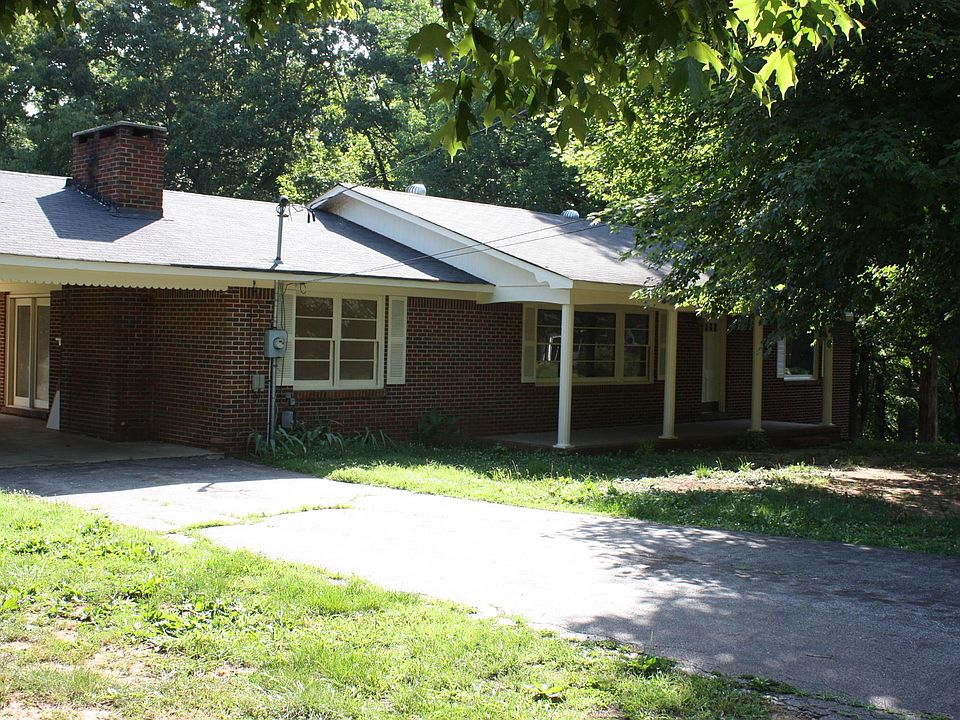 1st image of 301 Van Buren St