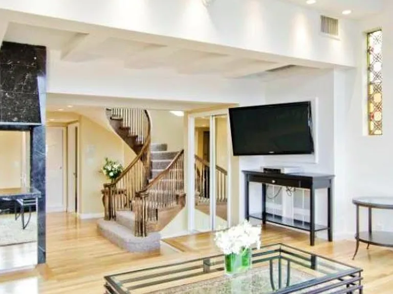 113 Beacon St #3 — Photo 8