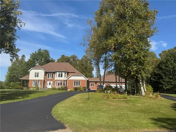 81 Woodland Hl, Perth Andover, NB E7H 5H4