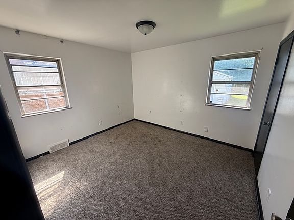5th image of 10761 Barrington Blvd