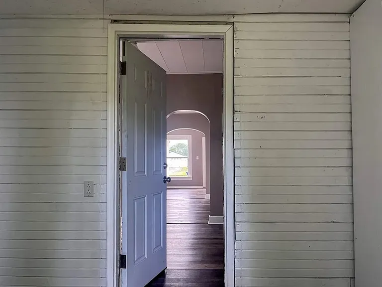 7 Earl Ave #7 — Photo 7