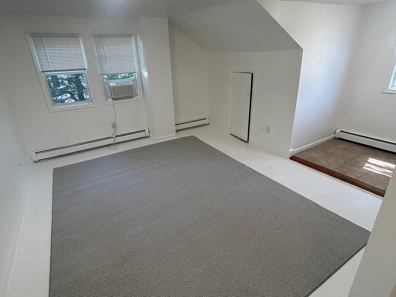 2 bed, 750 sqft, $1,950 — Photo 3