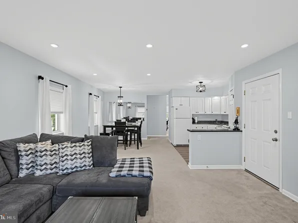 354 S Swarthmore Ave APT B2, Swarthmore, PA 19081