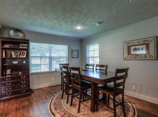 1418 Shadow Bend Dr, Houston, TX 77043