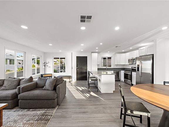 3rd image of 718 Sycamore Ave Space 97