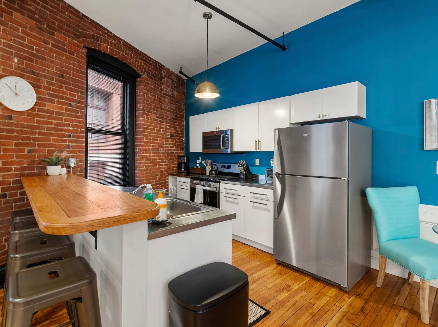 2 bed, 1718 sqft, $8,500 — Photo 3