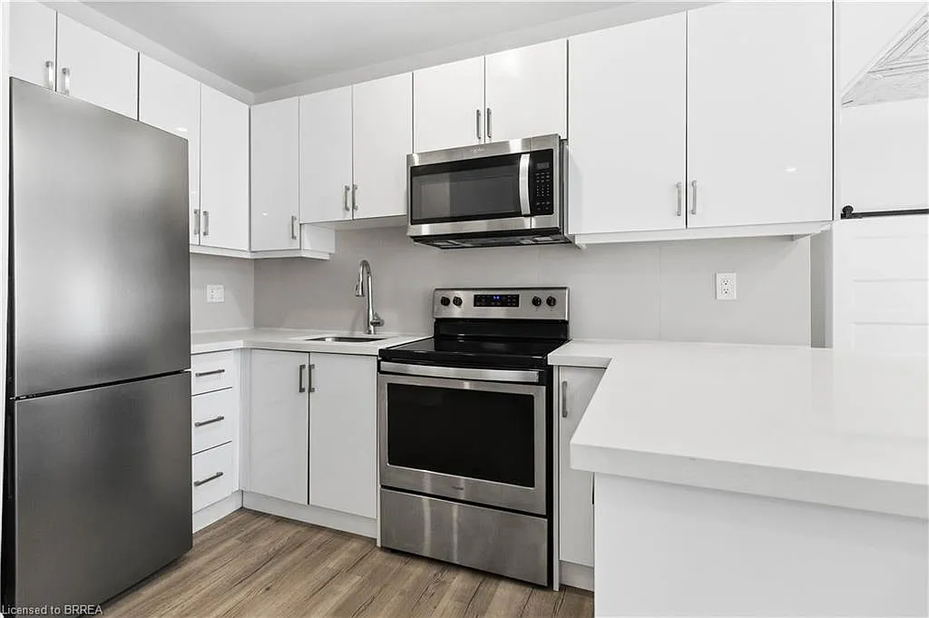 1 bed, 1.0 bath, 702 sqft, $1,475 — Photo 4