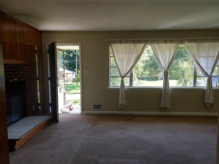 3146 Convair Ln — Photo 4