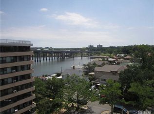 168-01 12th Ave APT 9A, Whitestone, NY 11357