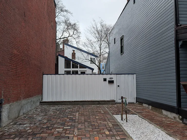 1206 Monterey St — Photo 23