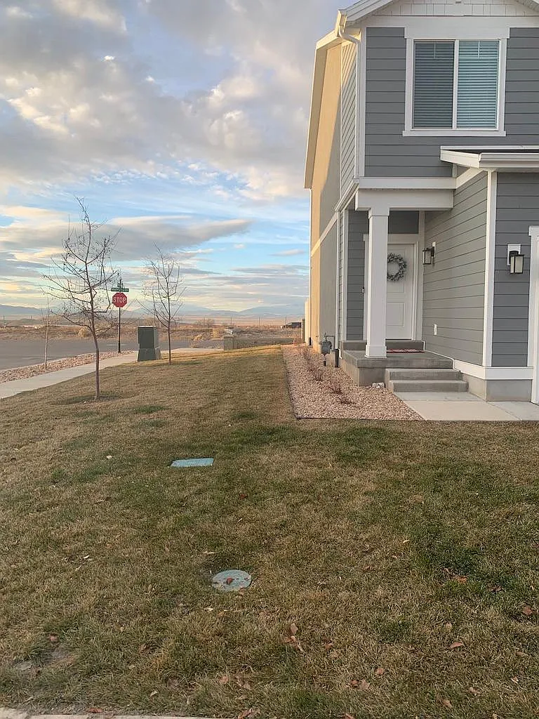 Building Photo - 846 S Brubaker Way