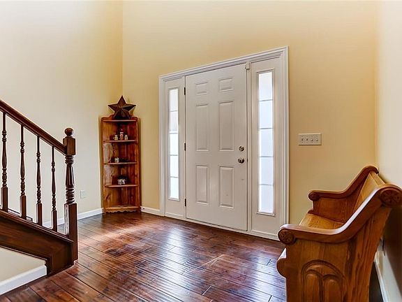 5th image of 3833 Berrywood Dr